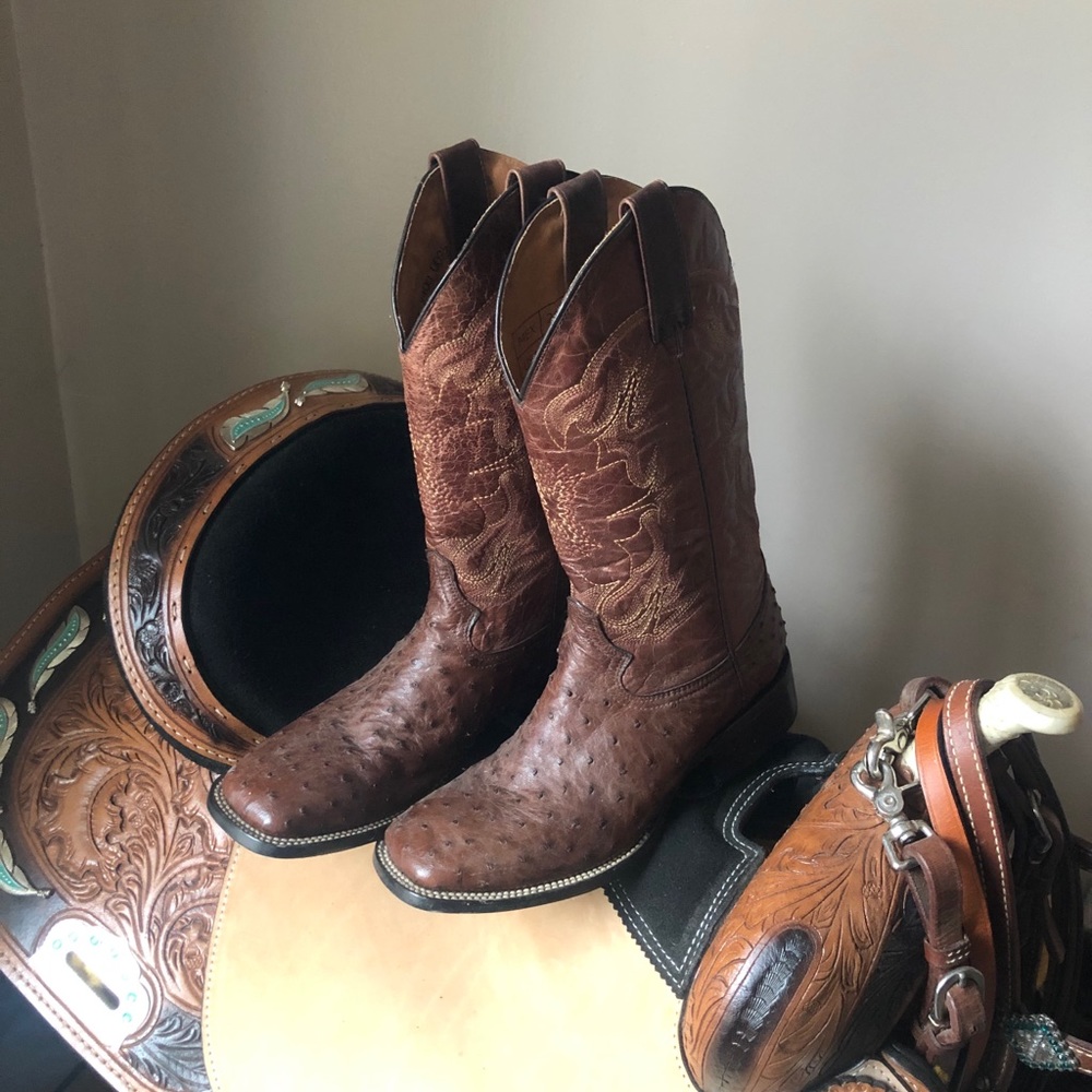 Quill Ostrich Men’s Cowboy Boots